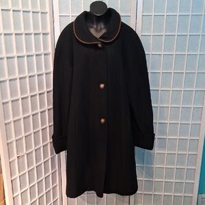 Elegant Black Women's Coat with Button Accents - Wool 6538